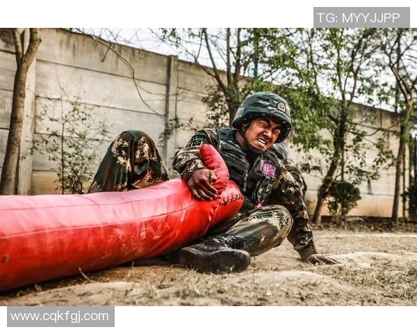 和平精英战术解析FPX战队防守体系的核心策略与实战应用